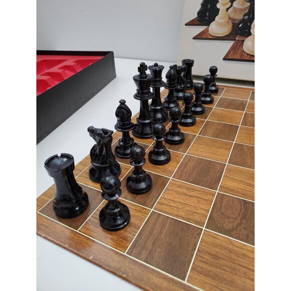 Vintage Plastic Chess Game with Board Vintage Board Game. Chess Set With Board, - Picture 5 of 10